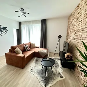 Cityscape ~ Ac/indoor Parking/balcony Apartament Budapesta