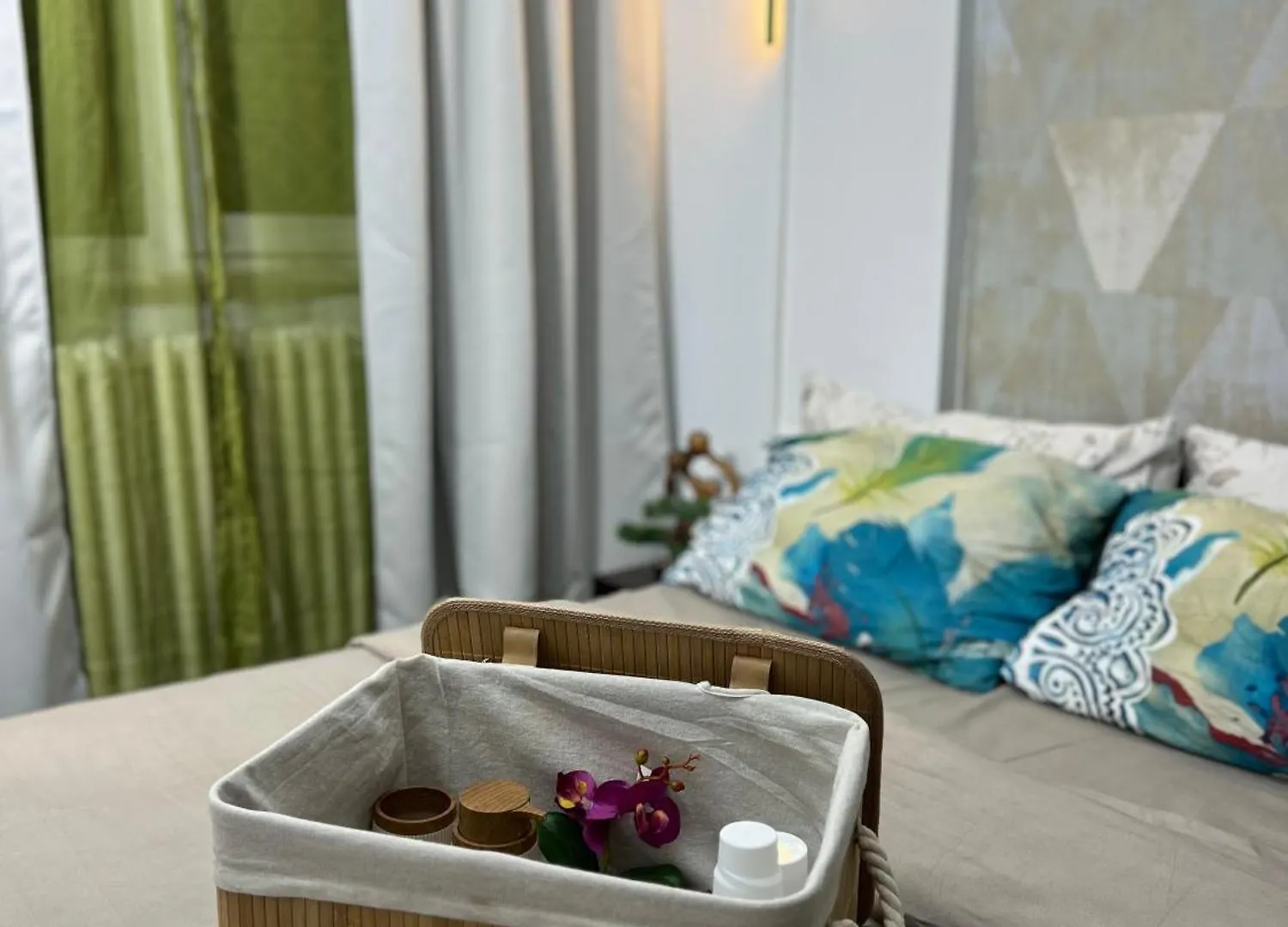 Kiwi Apart-Hotel 1Br Wi-Fi Free - Close To Old Town - Cozy Location - Shorter Or Longer Stay - R&M Boutique Bucureşti Apartament